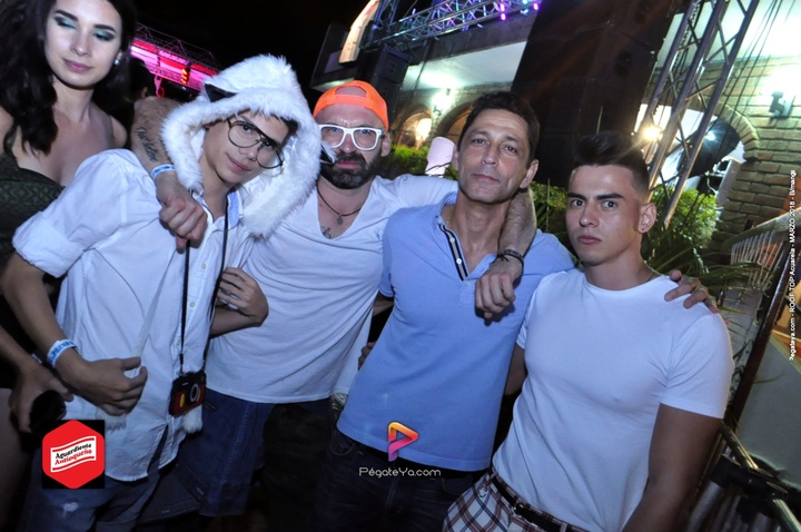 Foto 156 de The Roof Top Acuarela – 2018 en Fiestas Colombia, Medellín