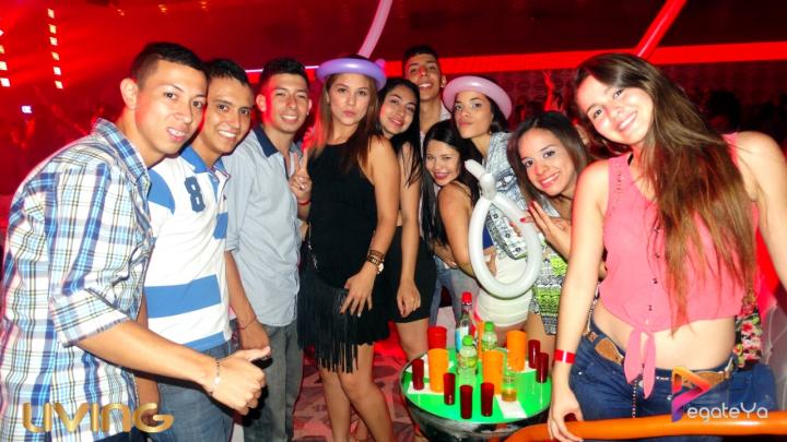 Foto 18 de Living - Abril 25 del 2015 en Living Night Club, Cali