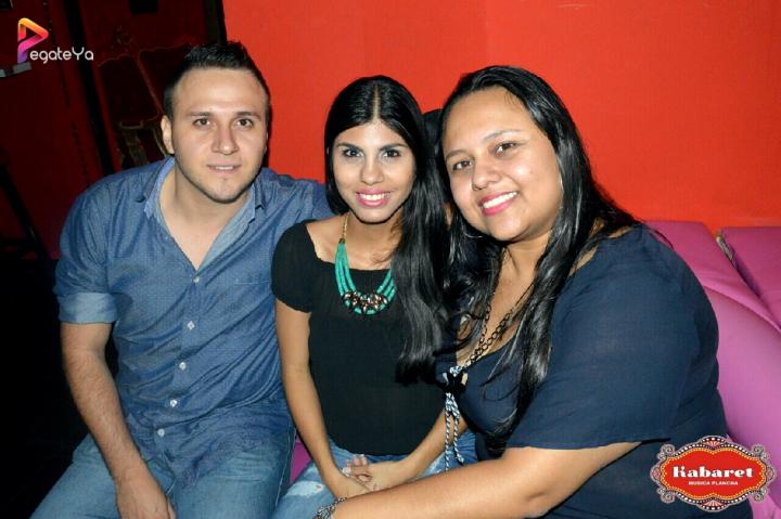 Foto 11 de Kabaret Bar - 1er Fds Abril 2017 en Kabaret - Granada, Cali