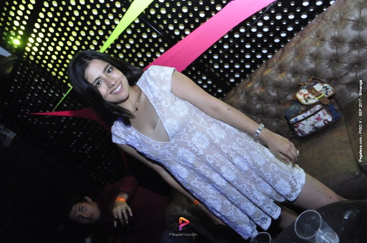 Foto 67 de PISO V - viernes 29 de sep 2017 en Bar Piso V Bucaramanga, Bucaramanga