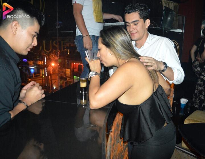 Foto 28 de Penthouse Club - 4to Fds Febrero 2017 en Penthouse 1800, Cali