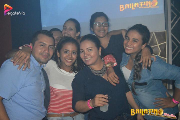 Foto 13 de Bailatino - 2do Fds Marzo 2017 en Bailatino - Bar, Cali