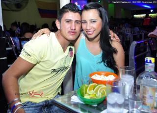 Foto 37 de Discoteca New York 26 de abril de 2014 en Discoteca New York Bucaramanga, Bucaramanga