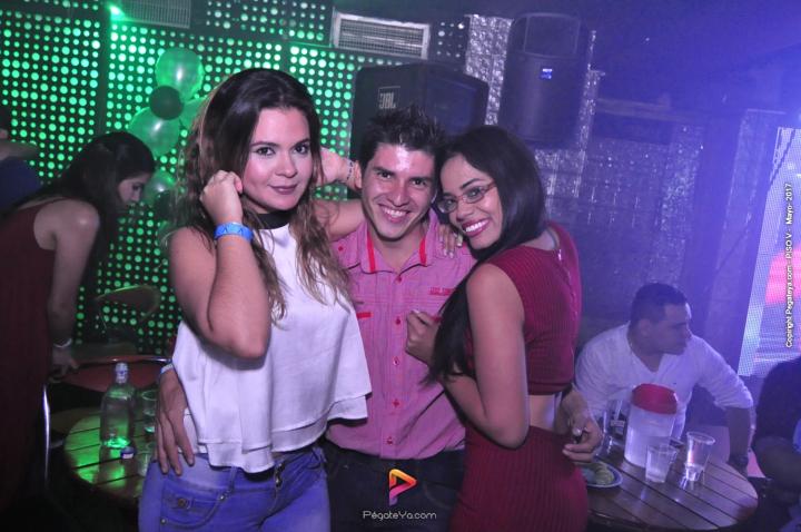 Foto 6 de Piso V - Sábado 6 de mayo de 2017 en Bar Piso V Bucaramanga, Bucaramanga