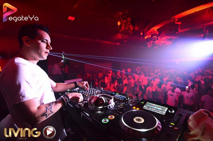 Foto 7 de Living - 3er Fds Agosto 2016 en Living Night Club, Cali