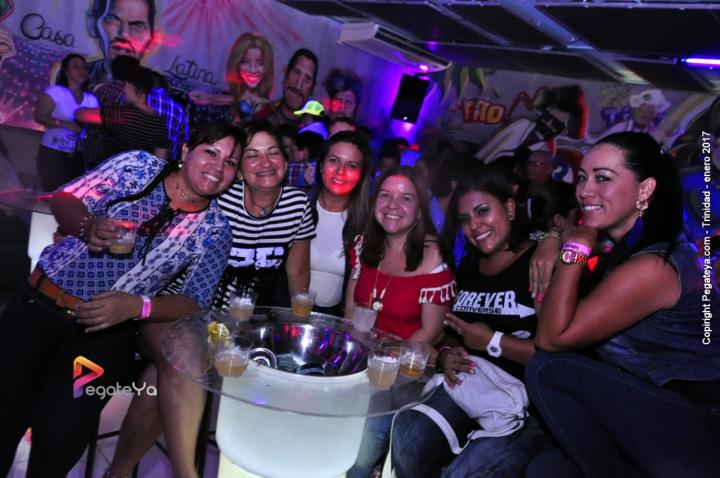 Foto 30 de Trinidad Macro Efectus Diciembre 2016 en Trinidad Discoteca Bucaramanga, Bucaramanga