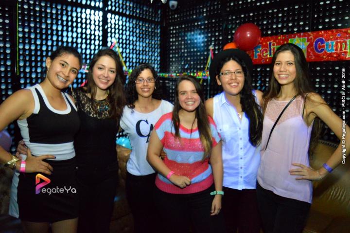 Foto 31 de PISO V - Sabado 2 de abril 2016 en Bar Piso V Bucaramanga, Bucaramanga