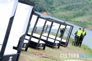 Foto 55 de BLACK AND WHITE Colombia en BLACK AND WHITE Colombia