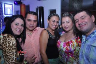 Foto 26 de Bar DF 12 de abril de 2014 en Discoteca DF Bucaramanga, Bucaramanga