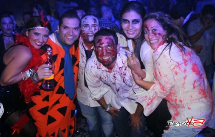 Foto 23 de Favela Club - Halloween 2014 en Favela Club Menga, Cali