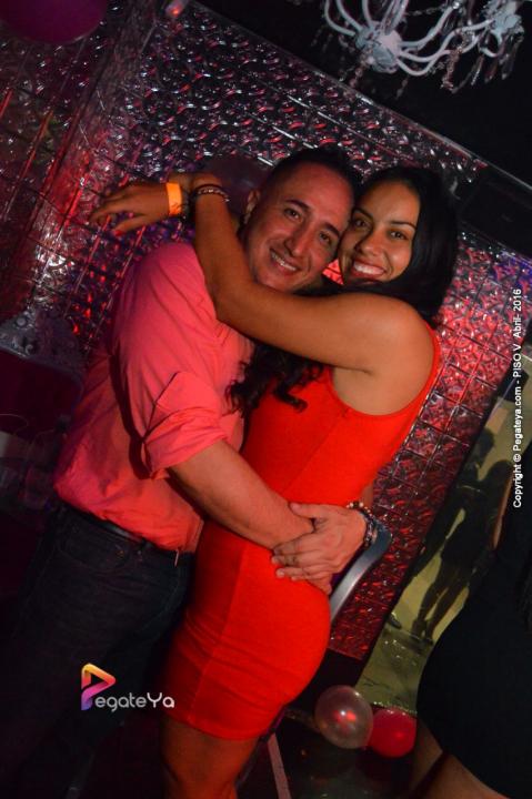 Foto 37 de PISO V - Sabado 16 de abril 2016 en Bar Piso V Bucaramanga, Bucaramanga