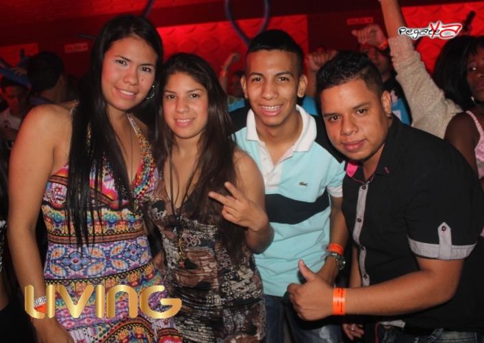 Foto 72 de Living - 4to FDS Nov 2014 en Living Night Club, Cali