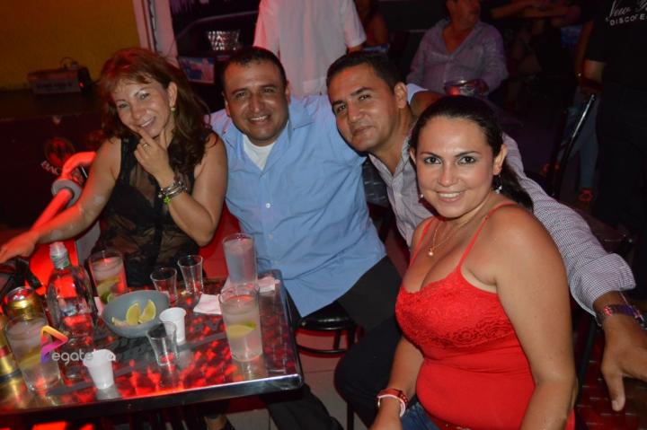 Foto 34 de New York sábado 28 de marzo 2015 en Discoteca New York Bucaramanga, Bucaramanga