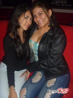 Foto 12 de Marzo 17 del 2012 en Zalez Bar Karaoke Cali, Cali