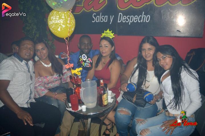 Foto 2 de La Lora - 5to Fds Abril 2017 en La Lora Bar, Cali