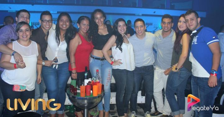 Foto 18 de Living - 1er FDS Febrereo 2015 en Living Night Club, Cali
