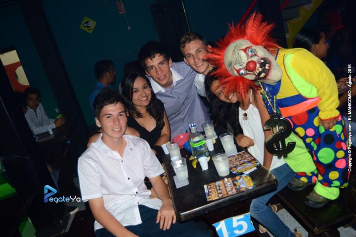 Foto 20 de El Manicomio sábado 22 de agosto 2015 en Discoteca El Manicomio Bucaramanga, Bucaramanga