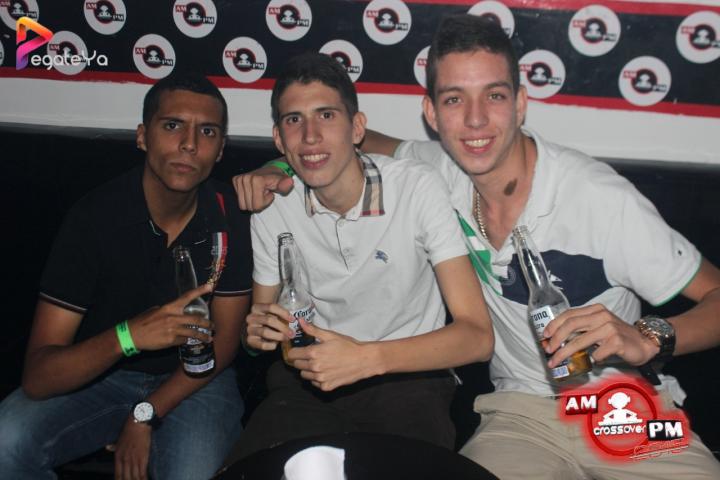 Foto 12 de Ampm Bar - 2do FDS Dic. 2015 en Am / PM Bar - Cali, Cali