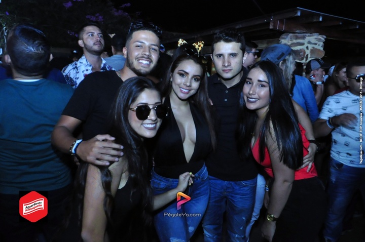 Foto 157 de The Roof Top Acuarela – 2018 en Fiestas Colombia, Medellín