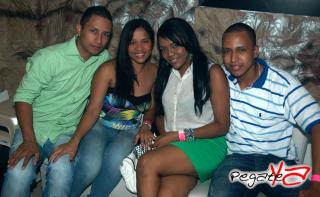 Foto 28 de Noviembre 3 del 2012 en Miami Bar Cali, Cali