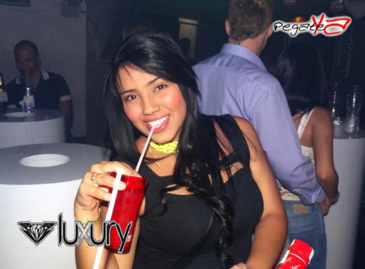 Foto 3 de Luxury - Septiembre 27 en Discoteca Luxury Medellin, Medellín