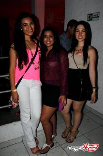 Foto 70 de Octubre 12 del 2013 en Babel / Barra Libre Cali, Cali