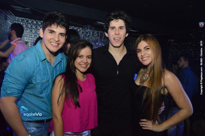 Foto 34 de Bar Bling - viernes 16 oct 2015 en Bar Bling Bucaramanga, Bucaramanga