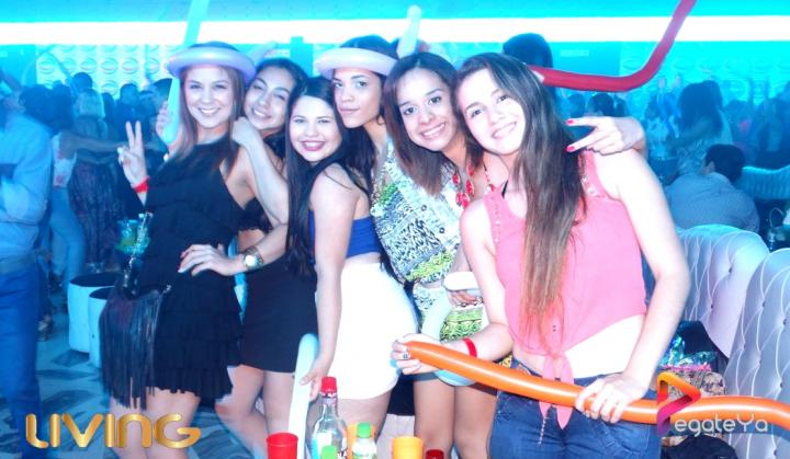 Foto 19 de Living - Abril 25 del 2015 en Living Night Club, Cali