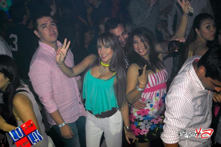 Foto 131 de Lolas - Alexis & Fido en Lolas Club Menga Cali, Cali