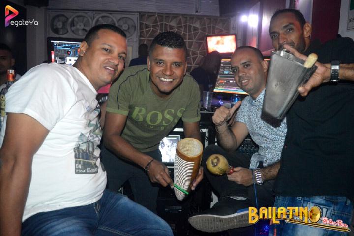 Foto 12 de Bailatino - 1er Fds Abril 2017 en Bailatino - Bar, Cali