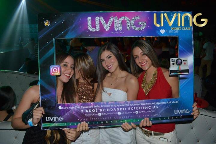 Foto 26 de Living Night Club - 2do/3er fds Junio en Living Night Club, Cali