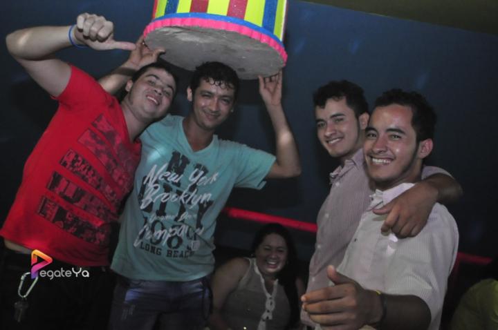 Foto 24 de El Manicomio sábado 20 de junio 2015 en Discoteca El Manicomio Bucaramanga, Bucaramanga