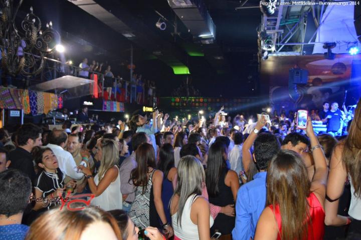 Foto 45 de Fotos Peter Manjarres en Discoteca Matildelina Bucaramanga, Bucaramanga