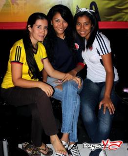 Foto 14 de Octubre 12 del 2013 en Am / PM Bar - Cali, Cali