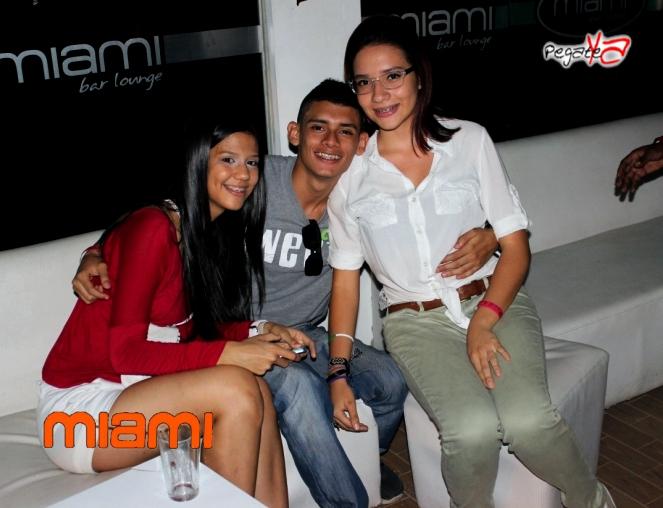 Foto 57 de Miami Bar - Halloween 2014 en Miami Bar Cali, Cali