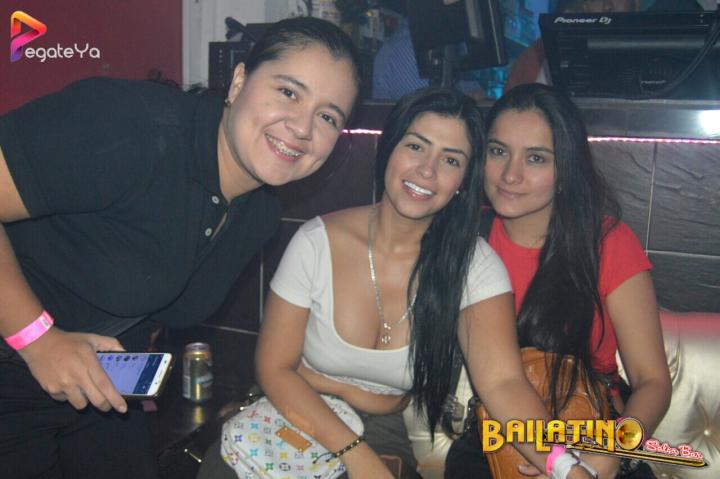 Foto 18 de Bailatino - 4to Fds Mayo 2017 en Bailatino - Bar, Cali