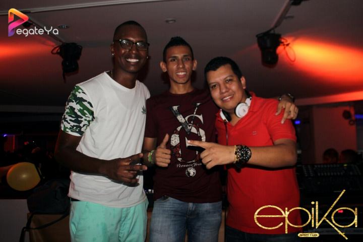 Foto 10 de Epika Night Club - 3er Fds Abril 2016 en Epika Night Club, Cali
