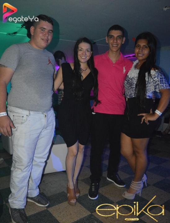 Foto 8 de EPIKA - 4to FDS SEP. 2016 en Epika Night Club, Cali