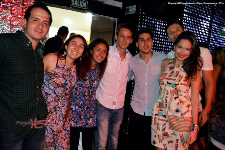 Foto 84 de Bar Bling 31 dic 2014 en Bar Bling Bucaramanga, Bucaramanga