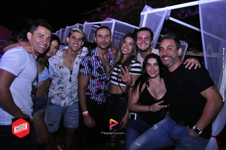 Foto 94 de The Roof Top Acuarela – 2018 en Fiestas Colombia, Medellín