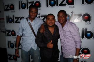 Foto 11 de Ibiza 31 de Agosto en Ibiza Discoteca Medellin, Medellín