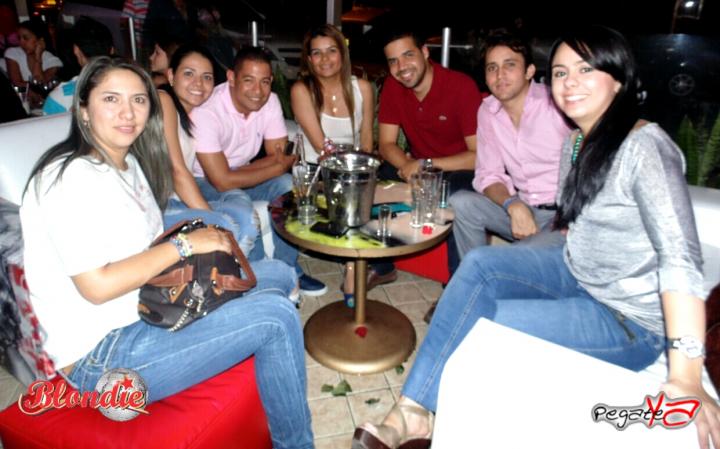Foto 52 de Blondie - Amor y Amistad en Blondie Bar Cali, Cali