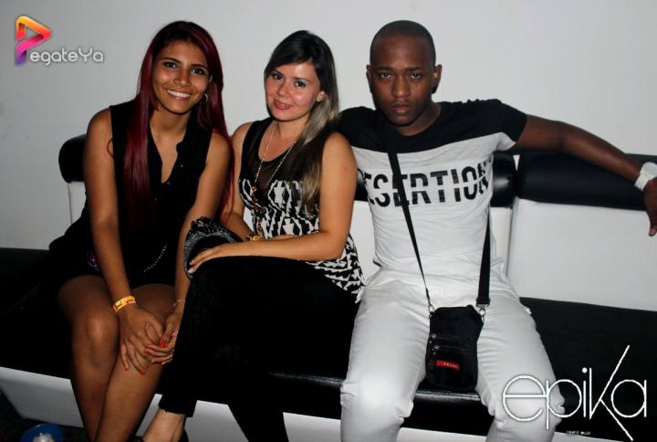 Foto 36 de Epika - Amor y Amistad 2015 en Epika Night Club, Cali