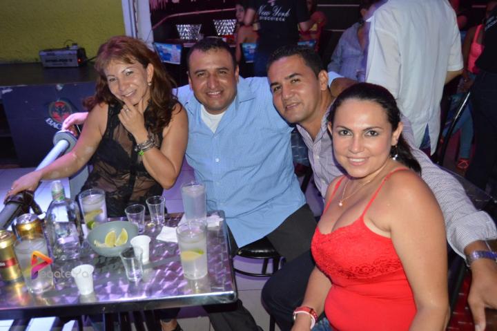 Foto 35 de New York sábado 28 de marzo 2015 en Discoteca New York Bucaramanga, Bucaramanga