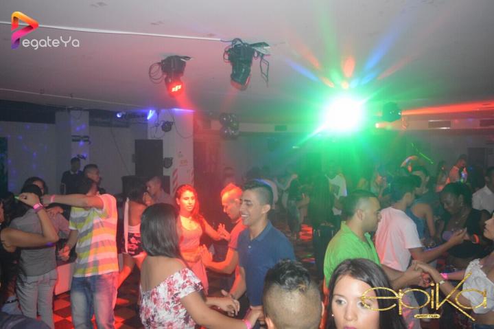 Foto 33 de Epika Night Club - 1er FDS Mayo 2016 en Epika Night Club, Cali