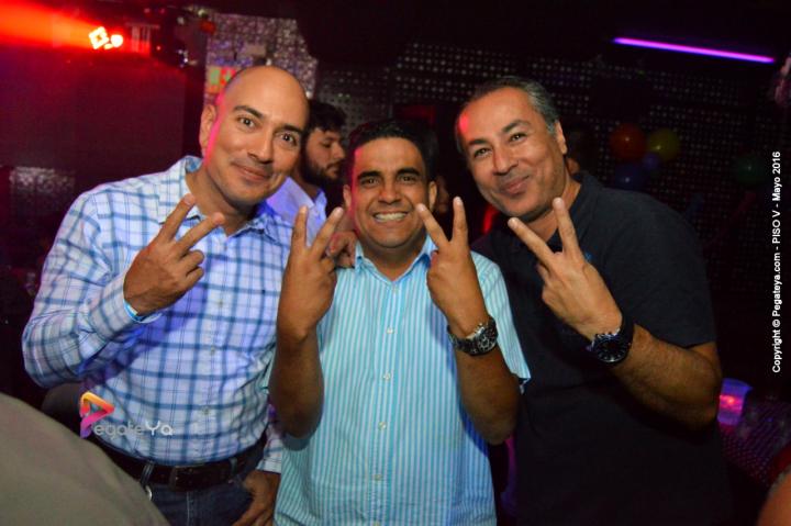 Foto 77 de Piso V - Sabado 14 de mayo 2016 en Bar Piso V Bucaramanga, Bucaramanga