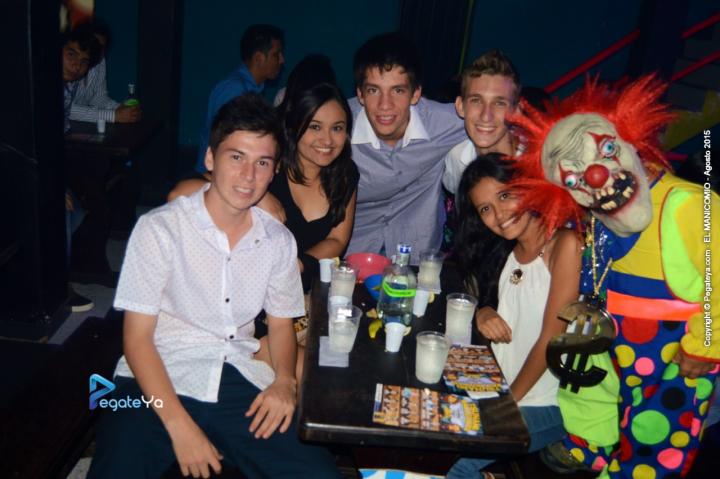 Foto 21 de El Manicomio sábado 22 de agosto 2015 en Discoteca El Manicomio Bucaramanga, Bucaramanga