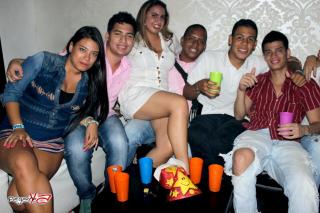 Foto 18 de Noviembre 23 del 2013 en Babel / Barra Libre Cali, Cali