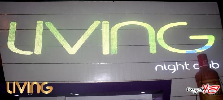 Foto 23 de Living - 2do FDS Enero 2015 en Living Night Club, Cali