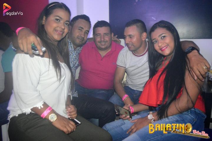 Foto 13 de Bailatino - 1er Fds Abril 2017 en Bailatino - Bar, Cali